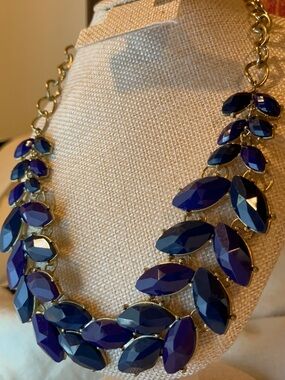 Vtg Gold Chain Statement Necklace with Deep Blue Faceted Stones
